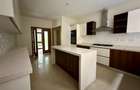 5 Bed House with En Suite at Lavington - 7