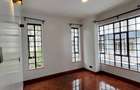 3 Bed Apartment with En Suite in Westlands Area - 10