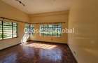 5 Bed House with En Suite in Kitisuru - 3