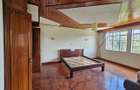 6 Bed House with En Suite in Runda - 17