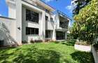 5 Bed Townhouse with En Suite in Lavington - 1