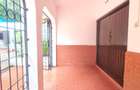 4 Bed House with En Suite at Hillview - 17