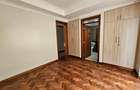 3 Bed Apartment with En Suite at Parklands - 10