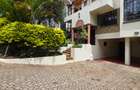 5 Bed Townhouse with En Suite at Lavington - 5