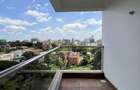 3 Bed Apartment with En Suite in Riverside - 9