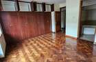 3 Bed Apartment with En Suite at Lavington - 18