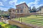 5 Bed Townhouse with En Suite at Chalbi Drive - 9