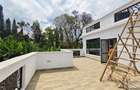 5 Bed House with En Suite at Lavington Green - 18