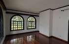 4 Bed Townhouse with En Suite at Riverside Drive - 6
