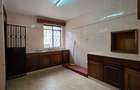 5 Bed House with En Suite at Ring Road - 11