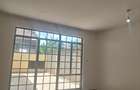 4 Bed House with En Suite in Lavington - 2