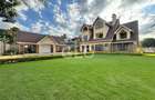5 Bed House with En Suite in Runda - 2