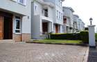 5 Bed Townhouse with En Suite at Lavington - 5