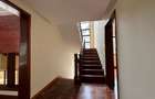 5 Bed Townhouse with En Suite at Convent Drive - 8