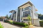5 Bed Townhouse with En Suite at Lavington Green - 1