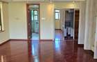 5 Bed Townhouse with En Suite in Lavington - 12