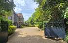 5 Bed Townhouse with En Suite at Lavington Green - 1