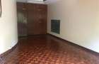 5 Bed Townhouse with En Suite at Rhapta Road - 12