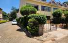 5 Bed Townhouse with En Suite in Lavington - 1