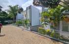 4 Bed Townhouse with En Suite in Spring Valley - 4