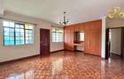 4 Bed Townhouse with En Suite in Lavington - 7