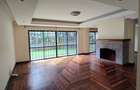 5 Bed Townhouse with En Suite at Lavington Convent Drive - 9