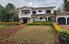 4 Bed House with En Suite at Nyari Close - 3