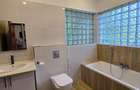 5 Bed House with En Suite in Runda - 20