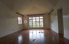 5 Bed House with En Suite at Lavington - 9