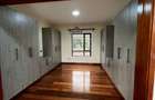 5 Bed Townhouse with En Suite in Westlands Area - 6