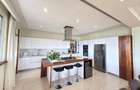 Serviced 3 Bed Apartment with En Suite in Parklands - 4