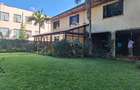 5 Bed Townhouse with En Suite in General Mathenge - 1