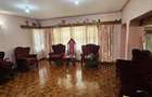 5 Bed Townhouse with En Suite in Parklands - 6