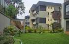4 Bed Apartment with Backup Generator in Rosslyn - 1