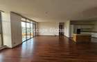 3 Bed Apartment with En Suite in Westlands Area - 12