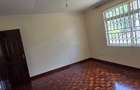 5 Bed Townhouse with En Suite at Lavington Green - 16