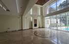 5 Bed House with En Suite in Lavington - 4