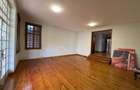 5 Bed House with En Suite in Runda - 9