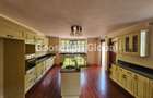 5 Bed House with En Suite in Kitisuru - 14