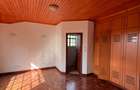 5 Bed Townhouse with En Suite in Lavington - 9