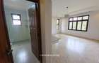 3 Bed Apartment with Garden at Thome Estate - 10