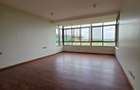 4 Bed Apartment with En Suite in Parklands - 13