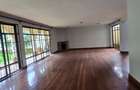 5 Bed Townhouse with En Suite at Lavington Off Convent Road - 7