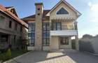 4 Bed Villa with Swimming Pool in Kitengela - 18