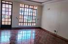 5 Bed Townhouse with En Suite in Lavington - 16