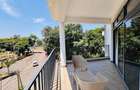 Furnished 1 Bed Apartment with En Suite in Spring Valley - 3