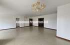 3 Bed Apartment with En Suite at Ole Dume Road - 5