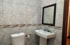 5 Bed House with En Suite in Runda - 18