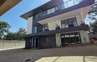 5 Bed Villa with En Suite at Jacaranda Avenue - 1