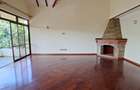 5 Bed House with En Suite in Lavington - 4